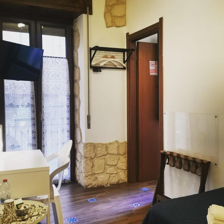 Bed and Breakfast Del Centro Енна Екстер'єр фото