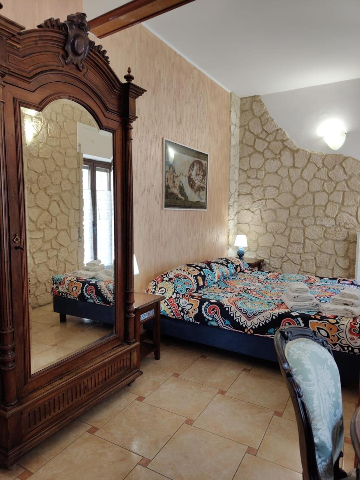 Bed and Breakfast Del Centro Енна Екстер'єр фото