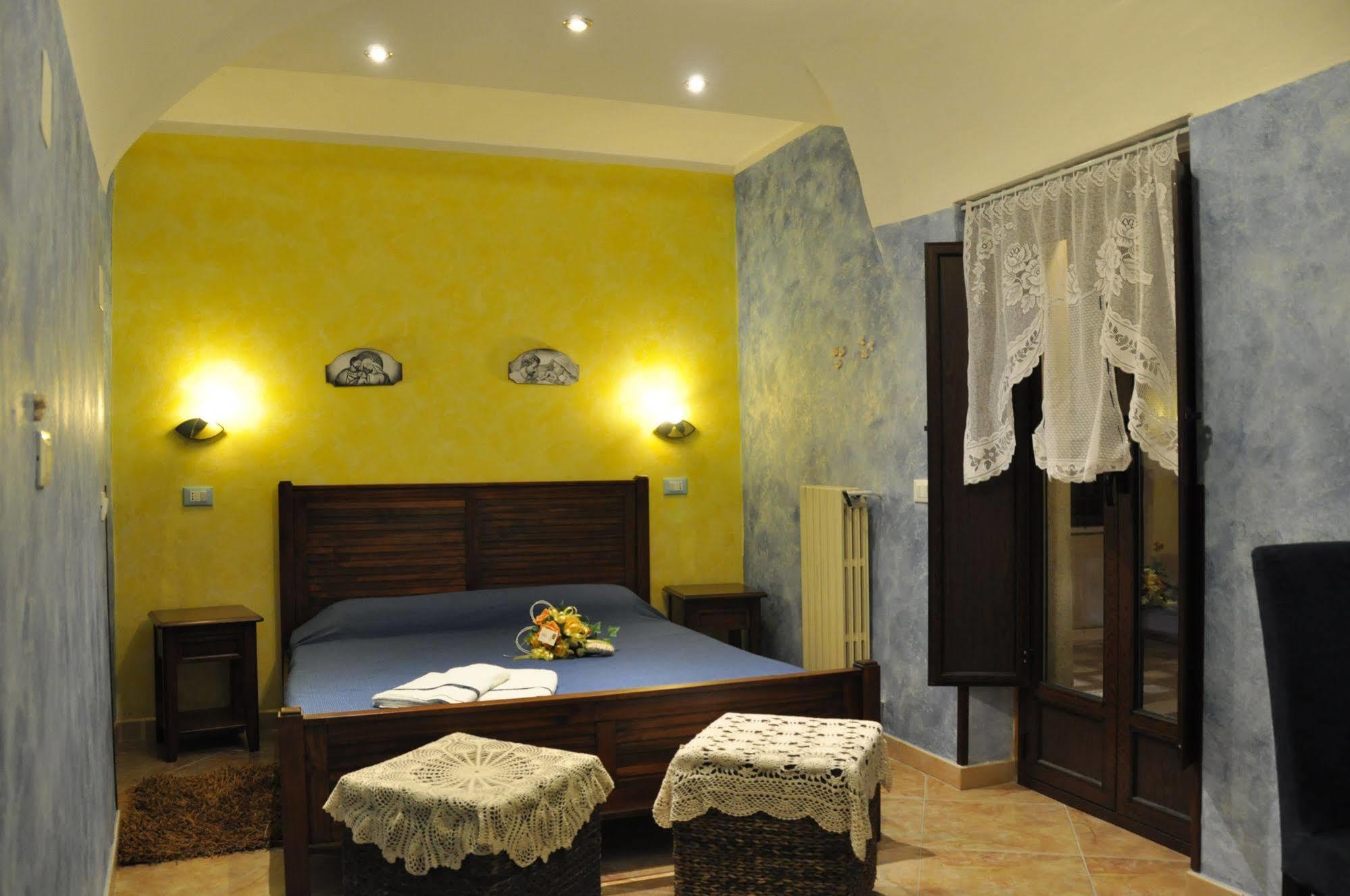 Bed and Breakfast Del Centro Енна Екстер'єр фото