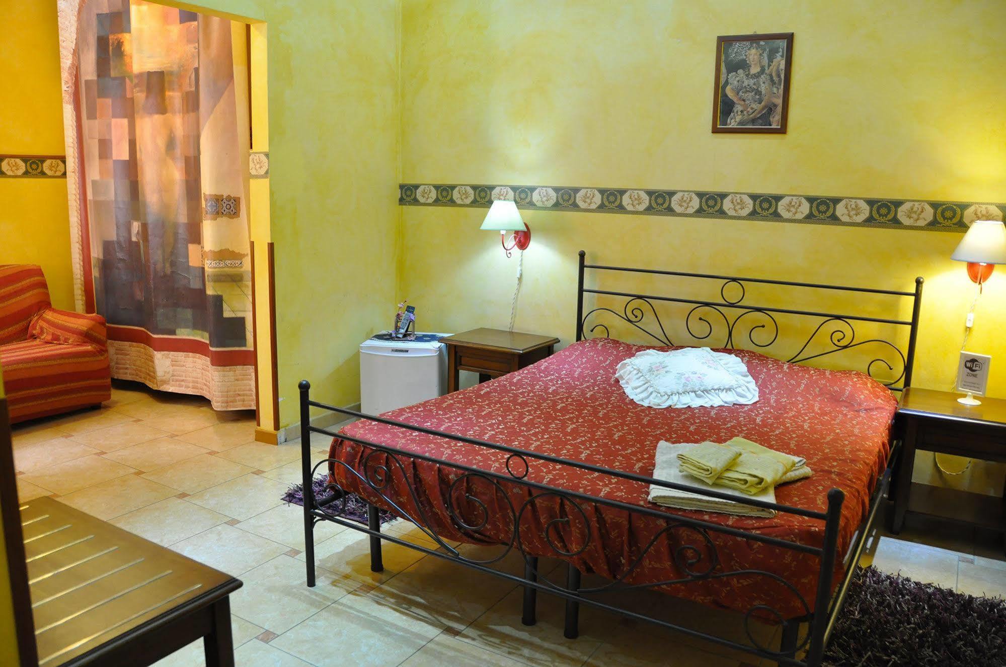 Bed and Breakfast Del Centro Енна Екстер'єр фото